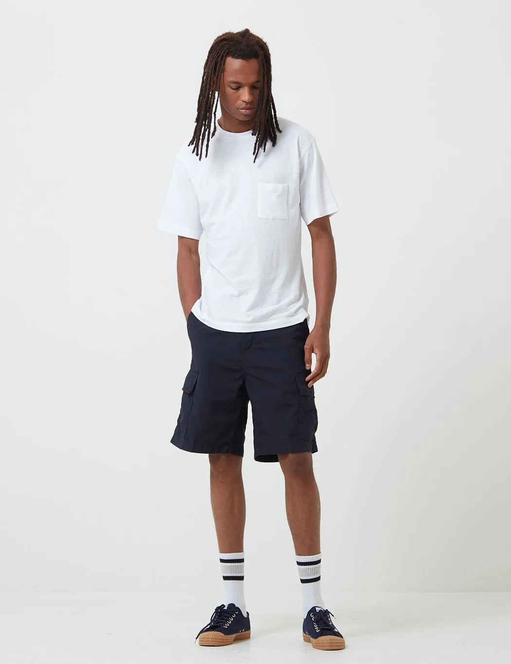 Carhartt-WIP Field Cargo Short (Regular) - Dark Navy Blue