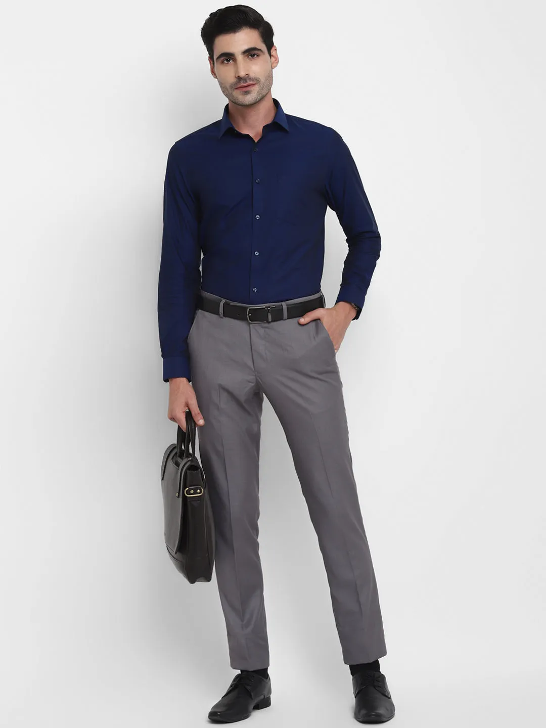 Grey Solid Slim Fit Trouser