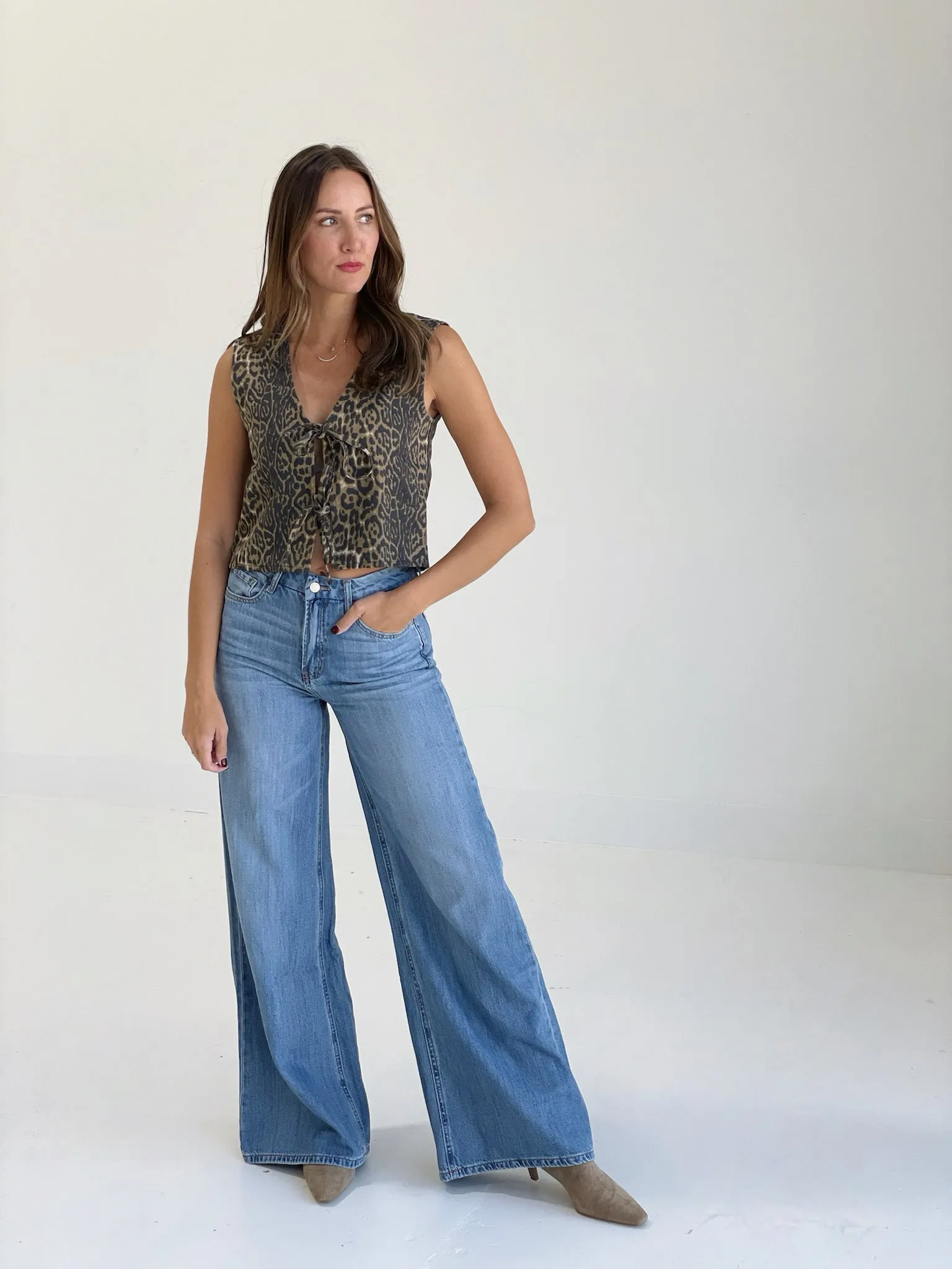 High-Road Wide Leg Jeans