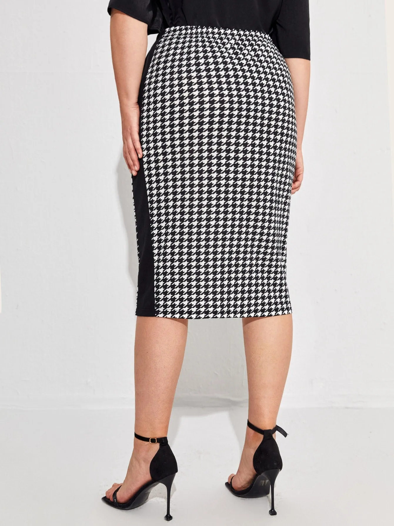 Houndstooth Button Front Midi Plus Size Skirt