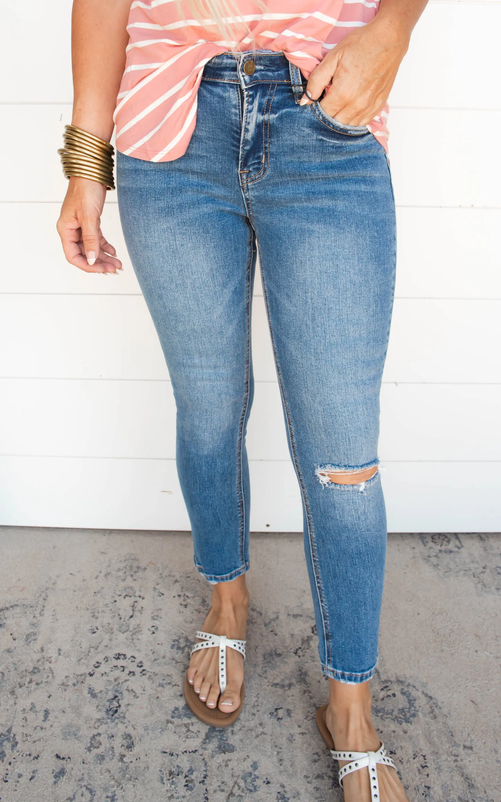 Mid Rise Cigarette Crop Denim Jeans | Mica*