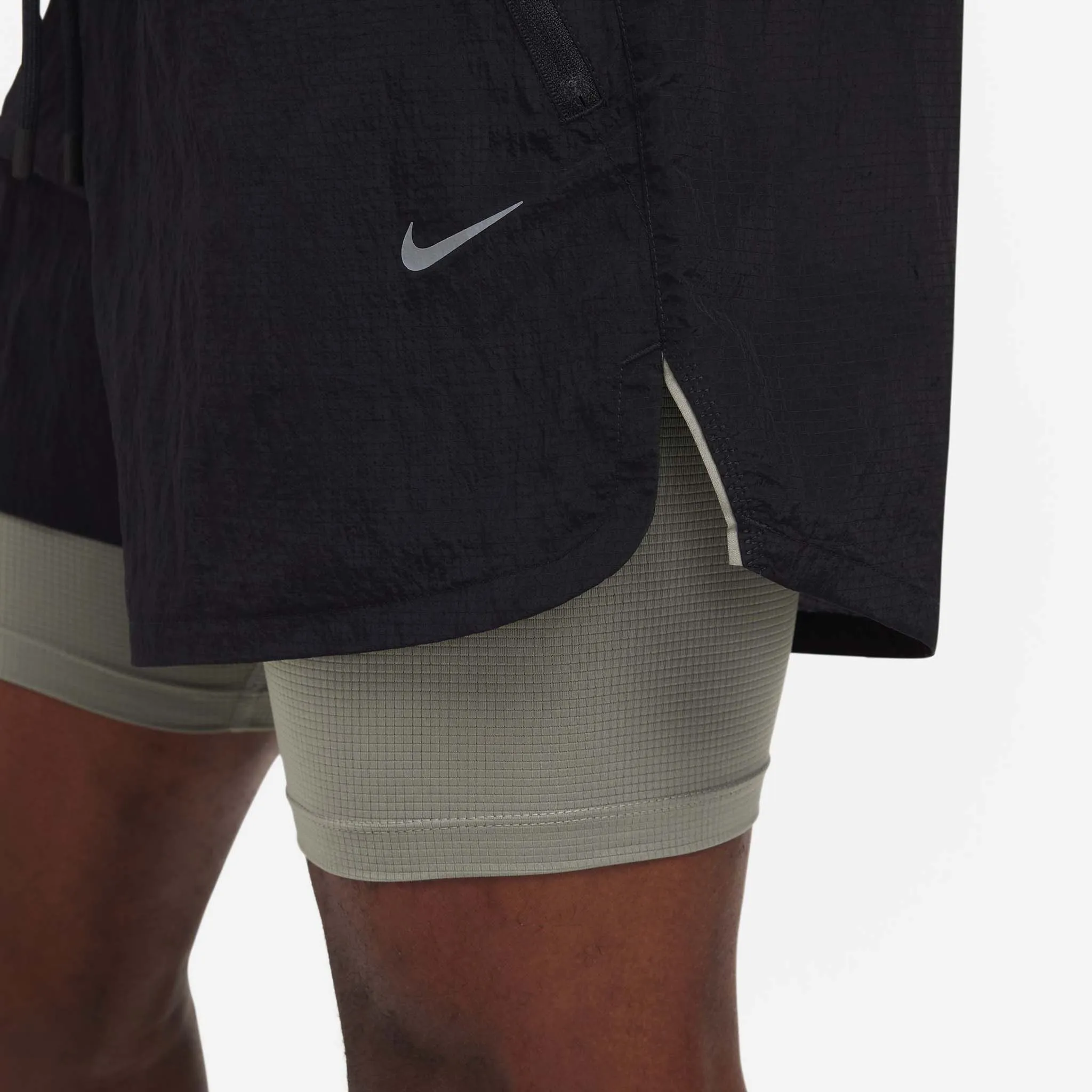 Nike | Men's Dri-FIT Water-Repellent Running Division Stride 5" 2-in-1 Running Shorts - Black