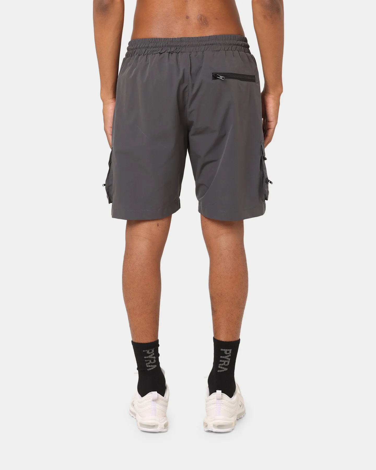 PYRA Nero Cargo Shorts Carbon